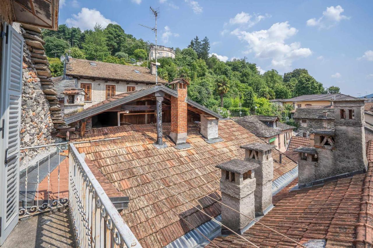 Julias Appartamento Nella Piazza Principale Orta San Giulio Exterior photo