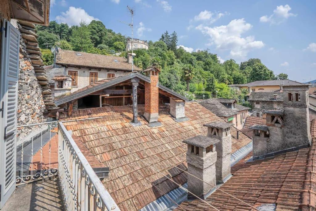 Julias Appartamento Nella Piazza Principale Orta San Giulio Exterior photo